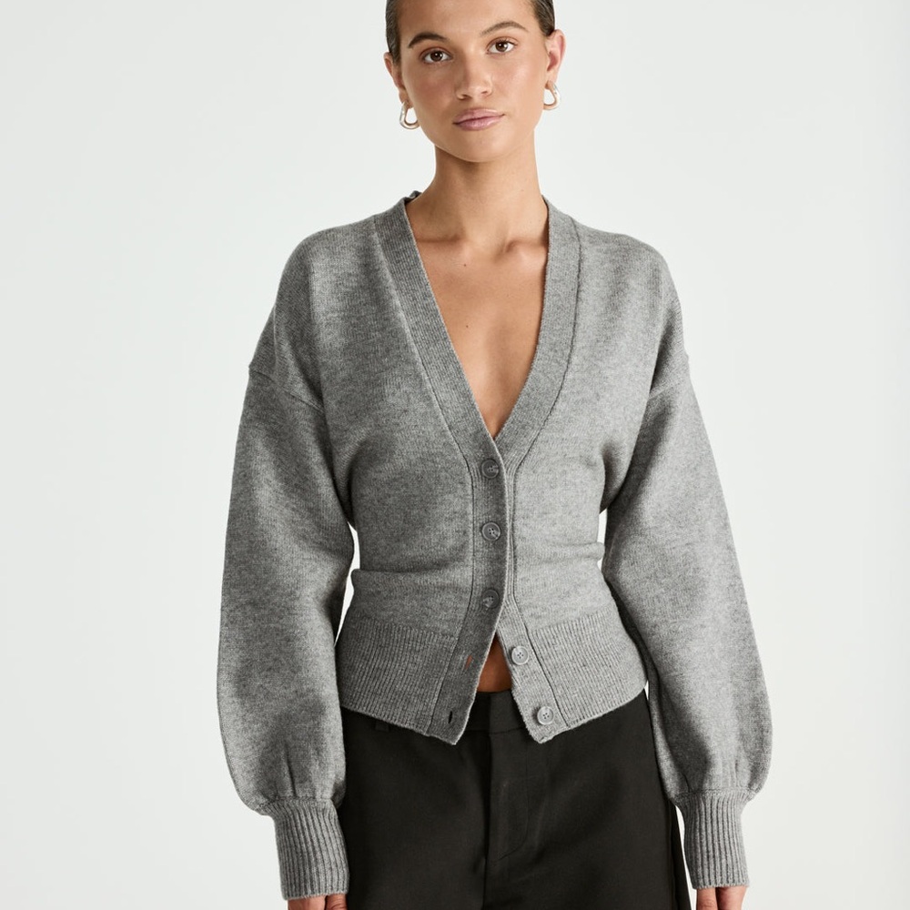 Chic Gray Women's Cardigan